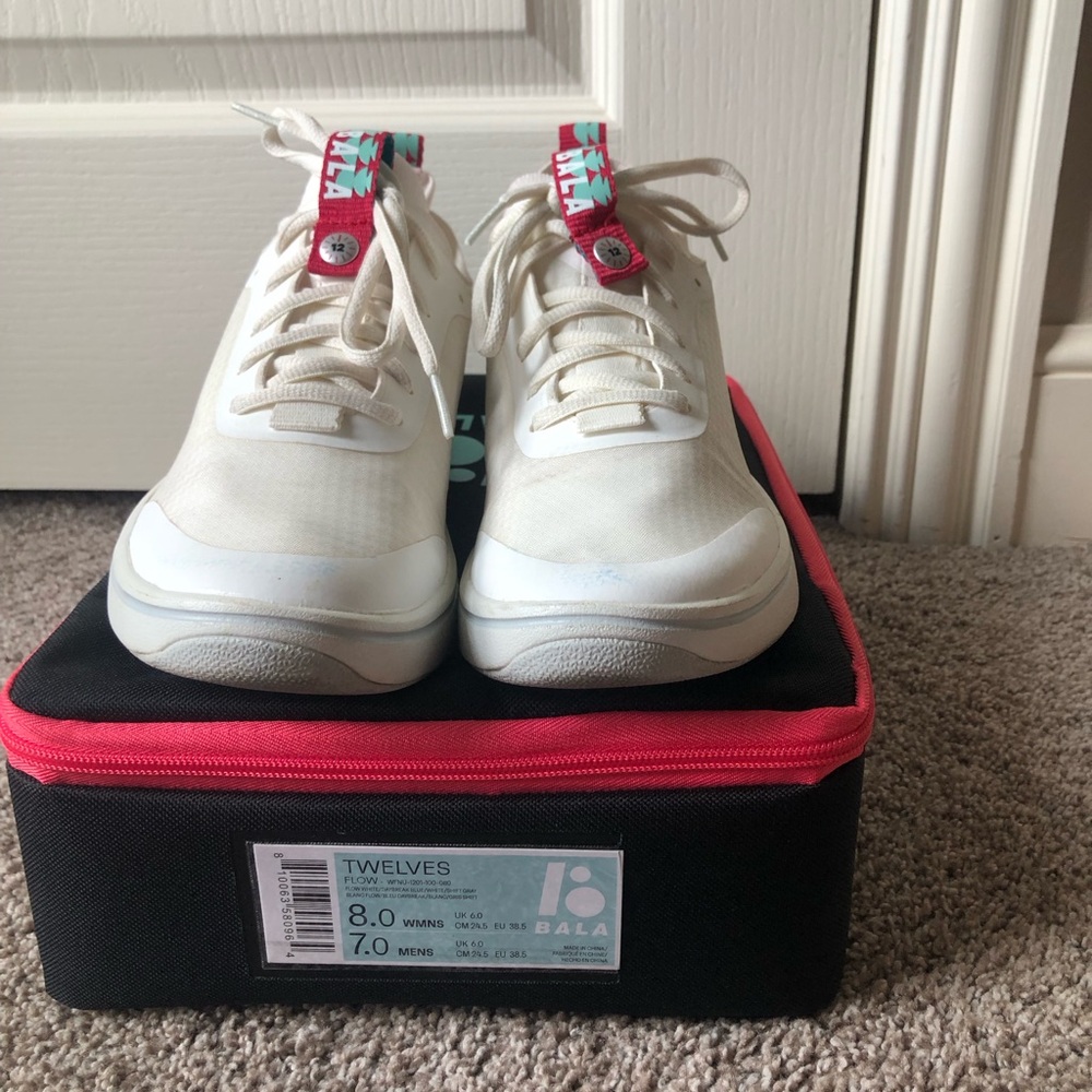 Bala Twelves Flow Athletic Shoe - Womens 8 #nursingshoes